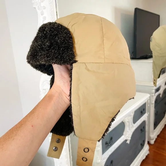 Moschino RARE Vintage 90’s Tan Quilted Logo Winter Trapper Hat